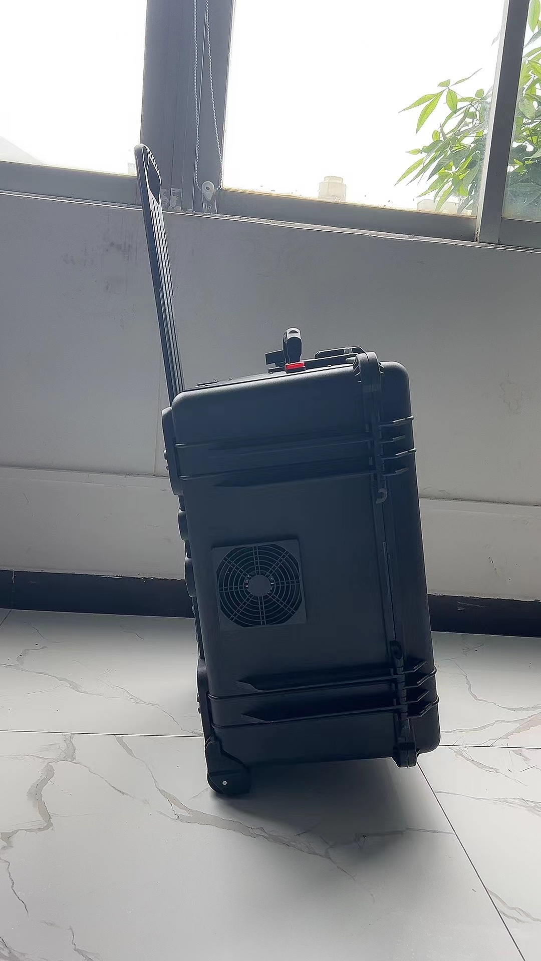 河南手拉箱型移动通信干扰器